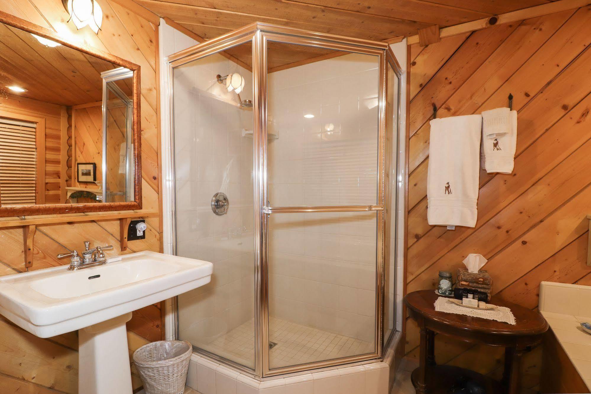 The Inn At Fawnskin Extérieur photo